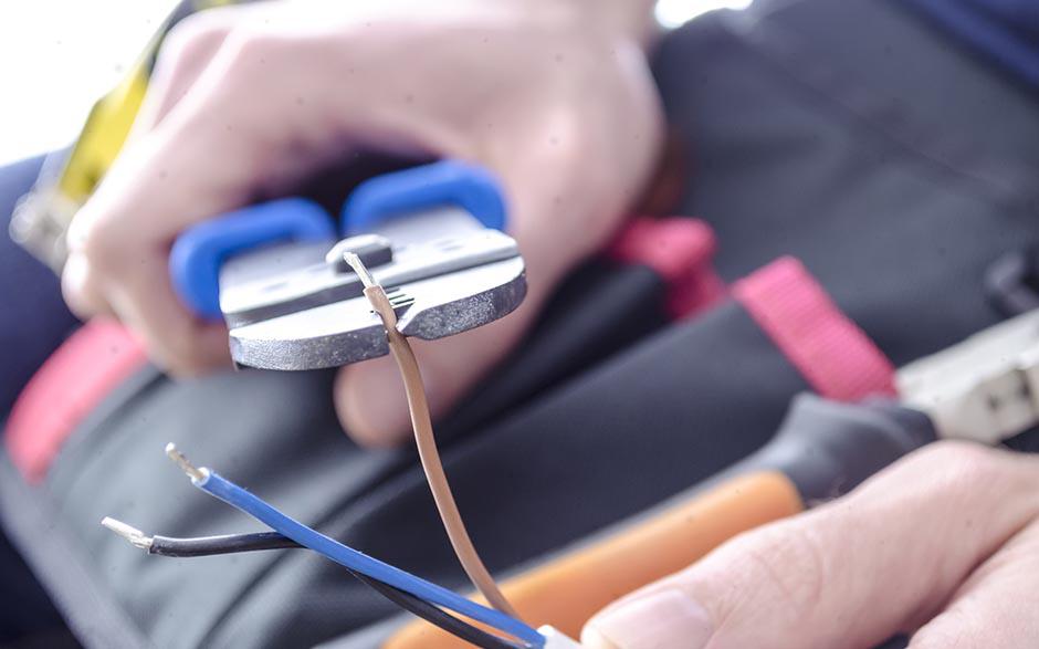 électricien à domicile Égly